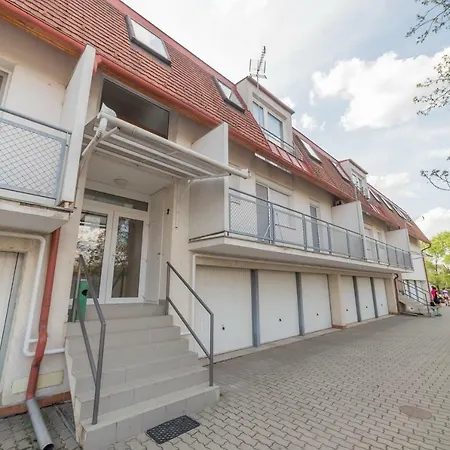 Fischer Apartman 2 Hajduszoboszlo Exterior photo